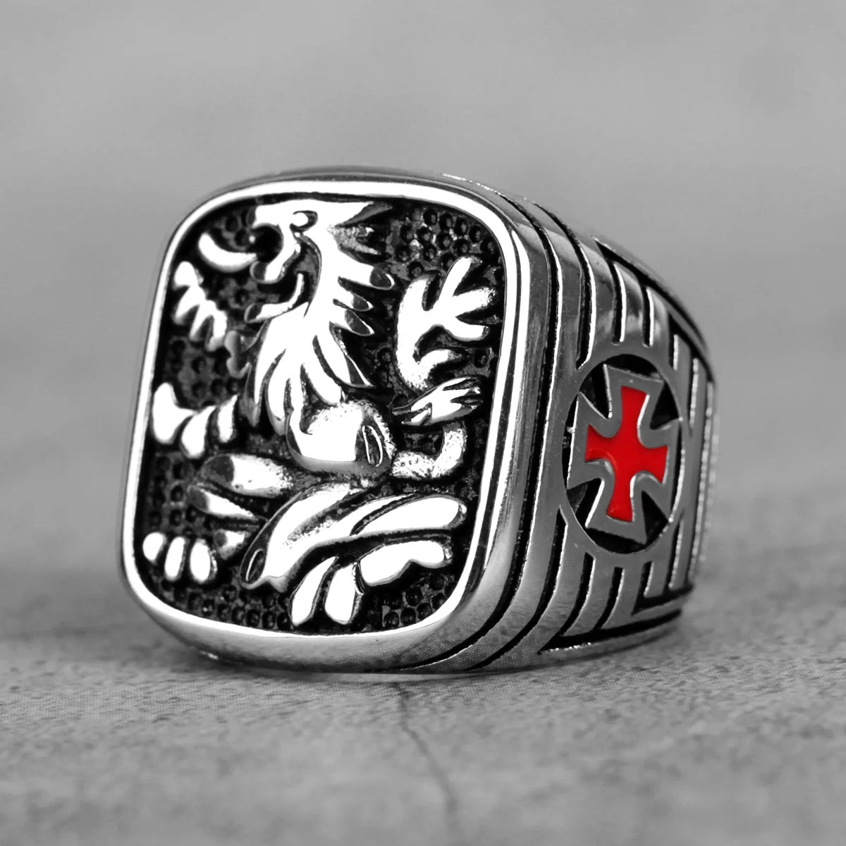 the Royal Lion.